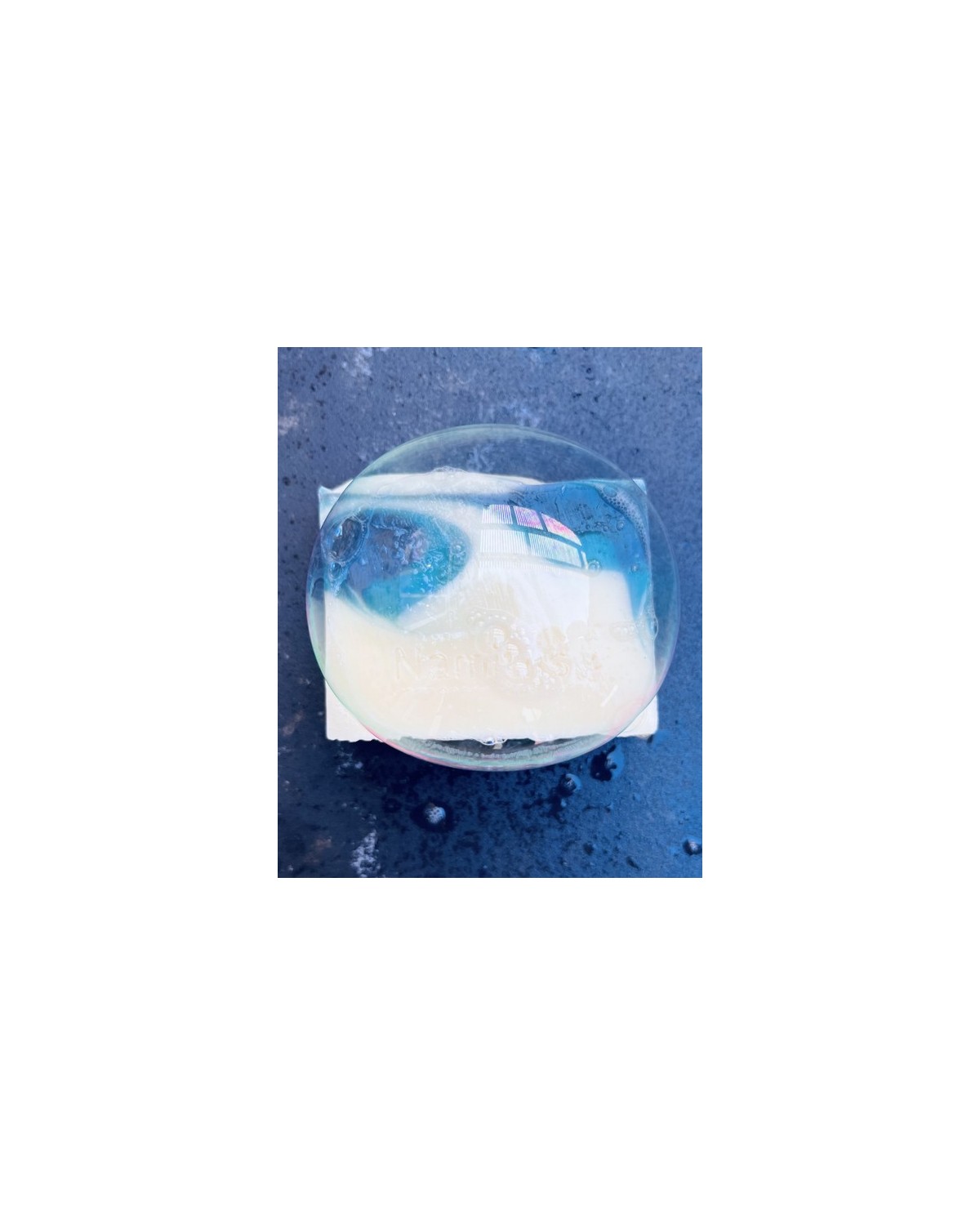 Le savon Dauphin bleu